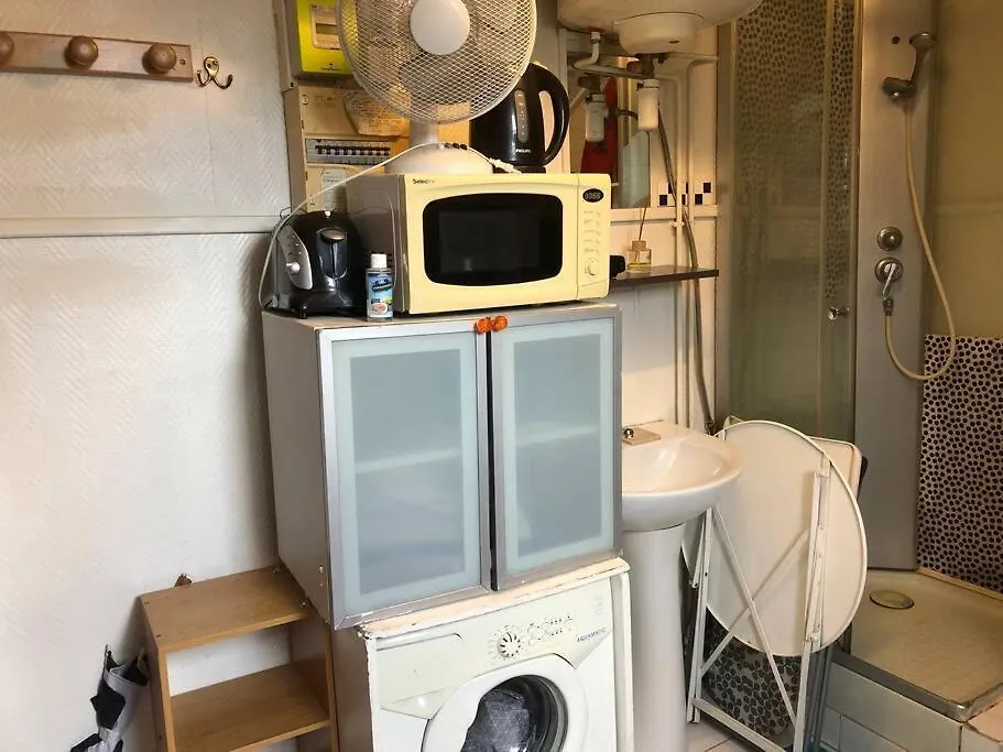 Apartment Confortable Studio,Paris 14 Eme